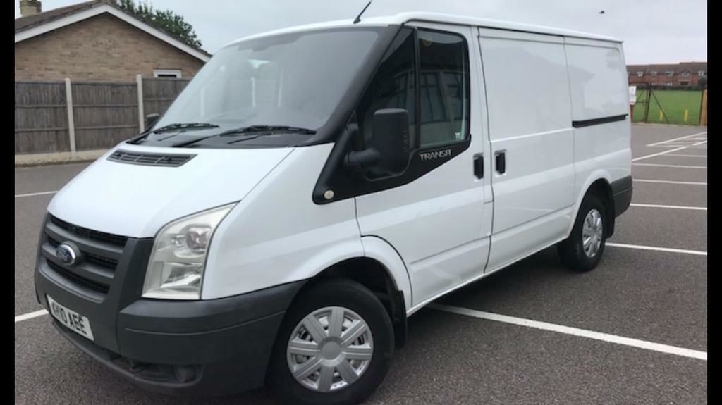 Ford Transit půjčovna dodávek Brno Stojanova