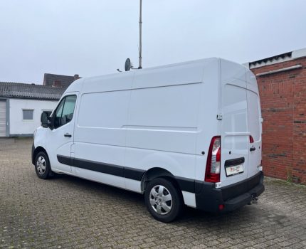 renault master boční pohled L2H2 2020